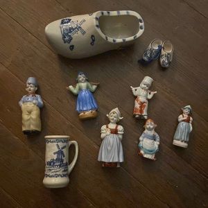 Vintage porcelain Dutch collectibles